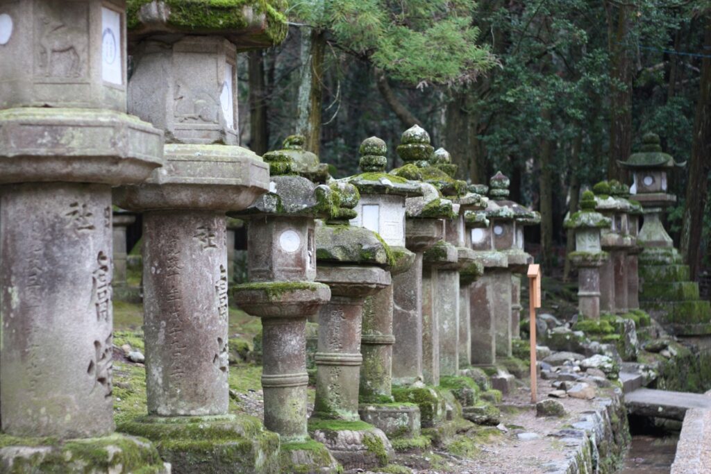 春日燈籠