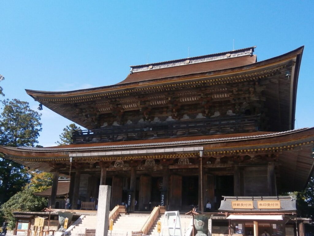 金峰山寺藏堂